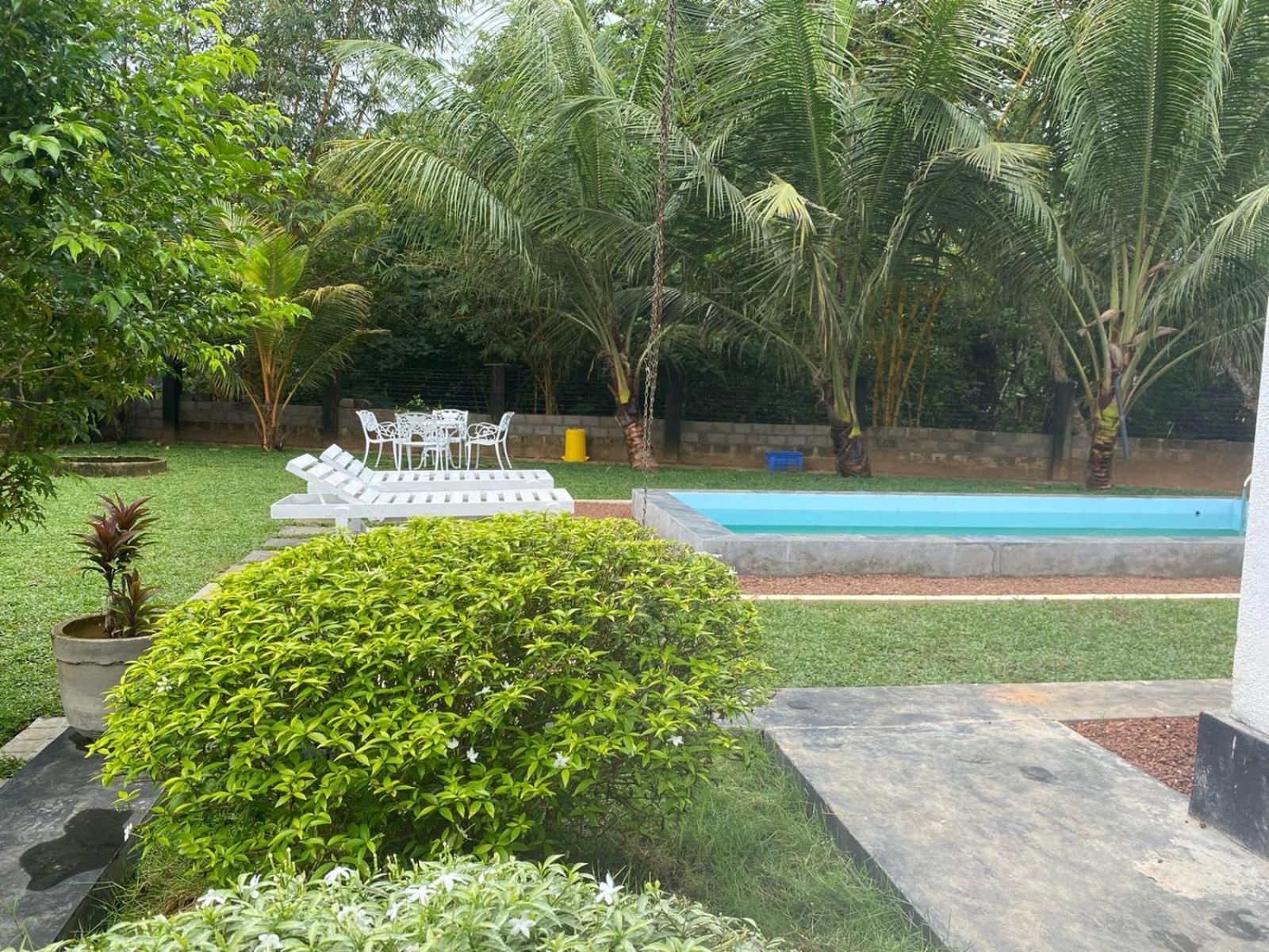 Villa Tropical Oasis Balapitiya Exterior foto